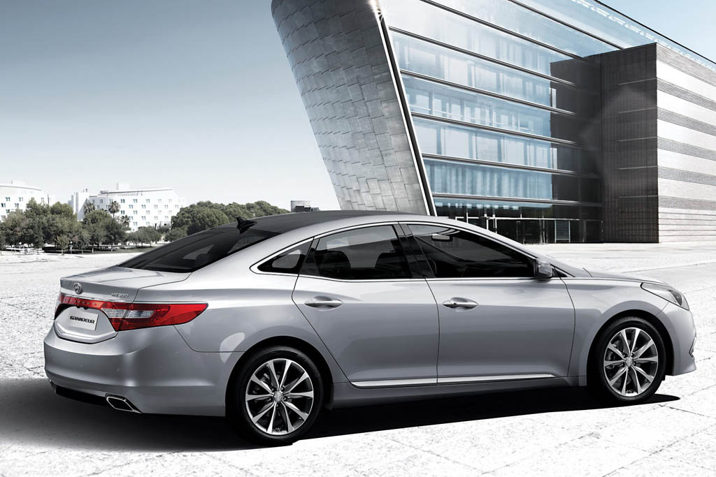 فرمان«آزرای فیس لیفت»به زودی در دست رانندگان آسیایی + عکس 4 Hyundai Grandeur Facelift