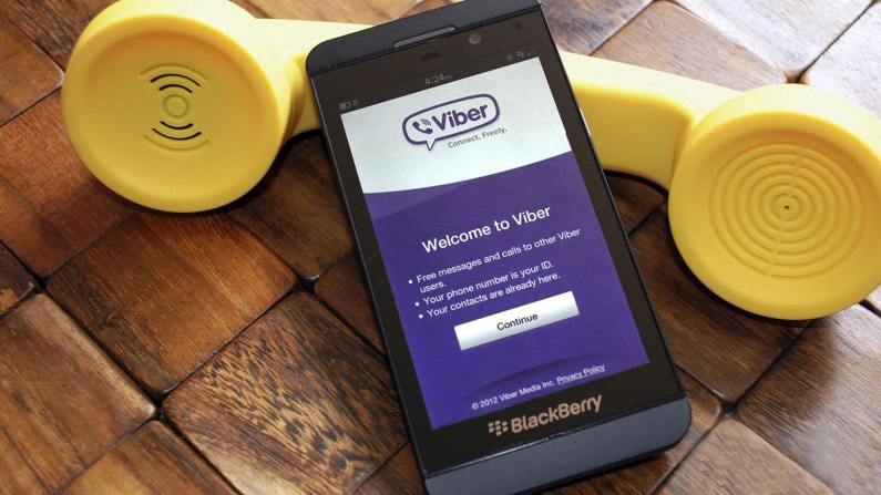 نرم افزارهای مکالمه رایگان چگونه درآمدزایی می کنند؟ 2 Viber-blackberry-z10-1400
