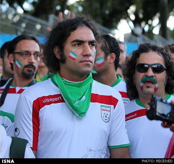 هنرمندان برای تشویق تیم ملی به برزیل رفتند یا پوشیدن شلوارک + عکس 25 حضور هنرمندان ، نمایندگان فرهنگی ایران در برزیل برای حمایت از تیم ملی