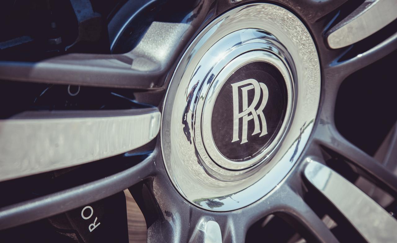 نکته های جالبی در مورد طراحی خودروهای رولز رویس ریث + عکس 14 2014-rolls-royce-wraith