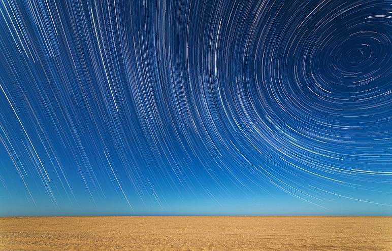 عکس «مسیر ستارگان در ساحل» اثر سباستین گویلزماز از آرژانتین