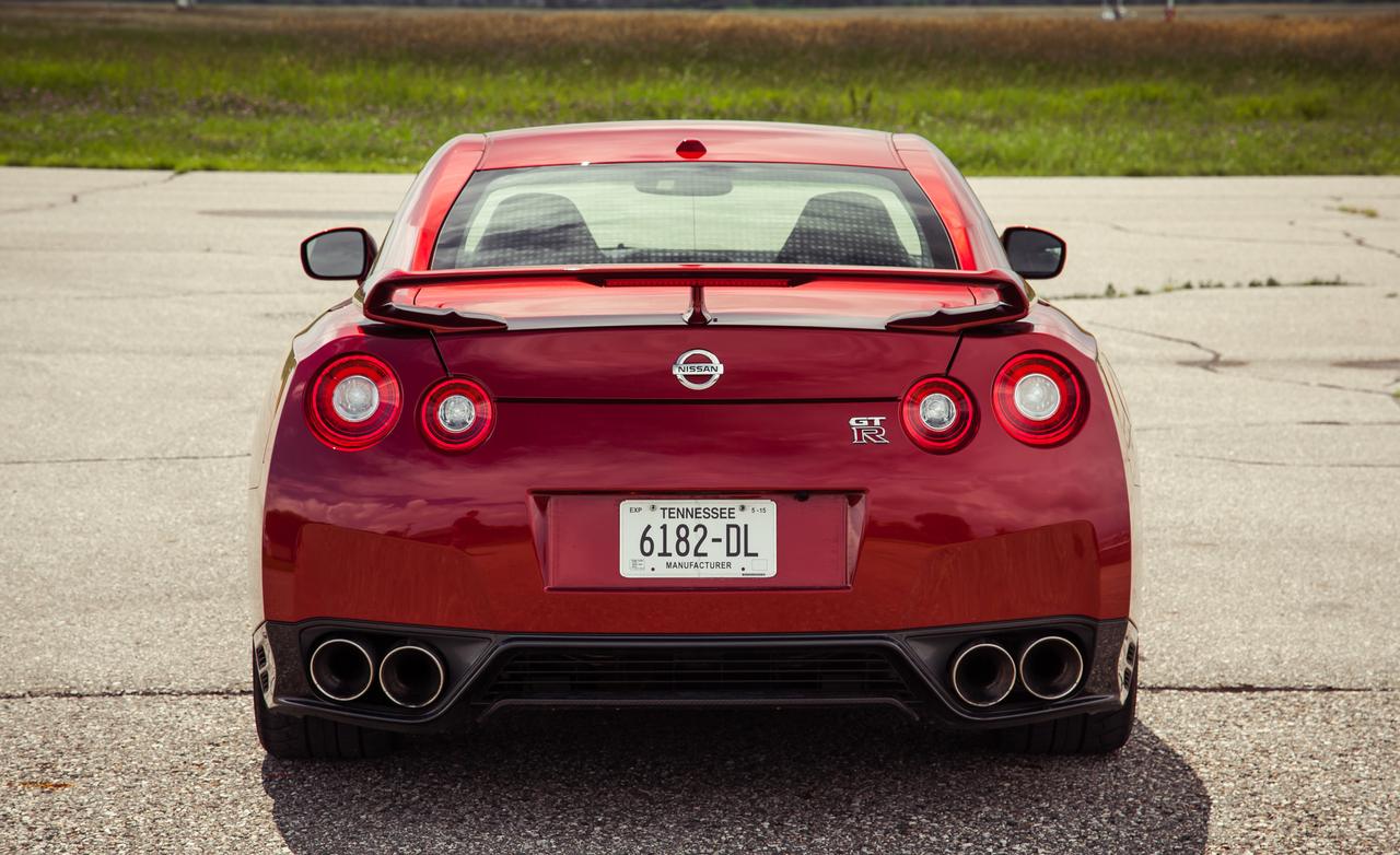 نیسان GT-R مدل ۲۰۱۵،سوپر خودرویی زیبا و دوست داشتنی+ عکس 9 نیسان GT-R مدل ۲۰۱۵