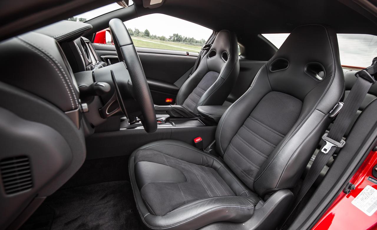 نیسان GT-R مدل ۲۰۱۵،سوپر خودرویی زیبا و دوست داشتنی+ عکس 14 نیسان GT-R مدل ۲۰۱۵