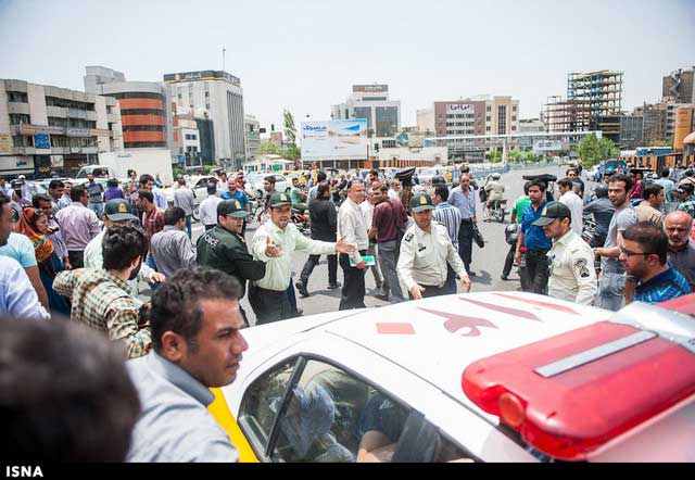 اقدام جوان ۳۶ ساله ای که به خودکشی منجر نشد+عکس 15 اقدام به خودکشی در بالای دکل مخابراتی میدان هفت تیر تهران