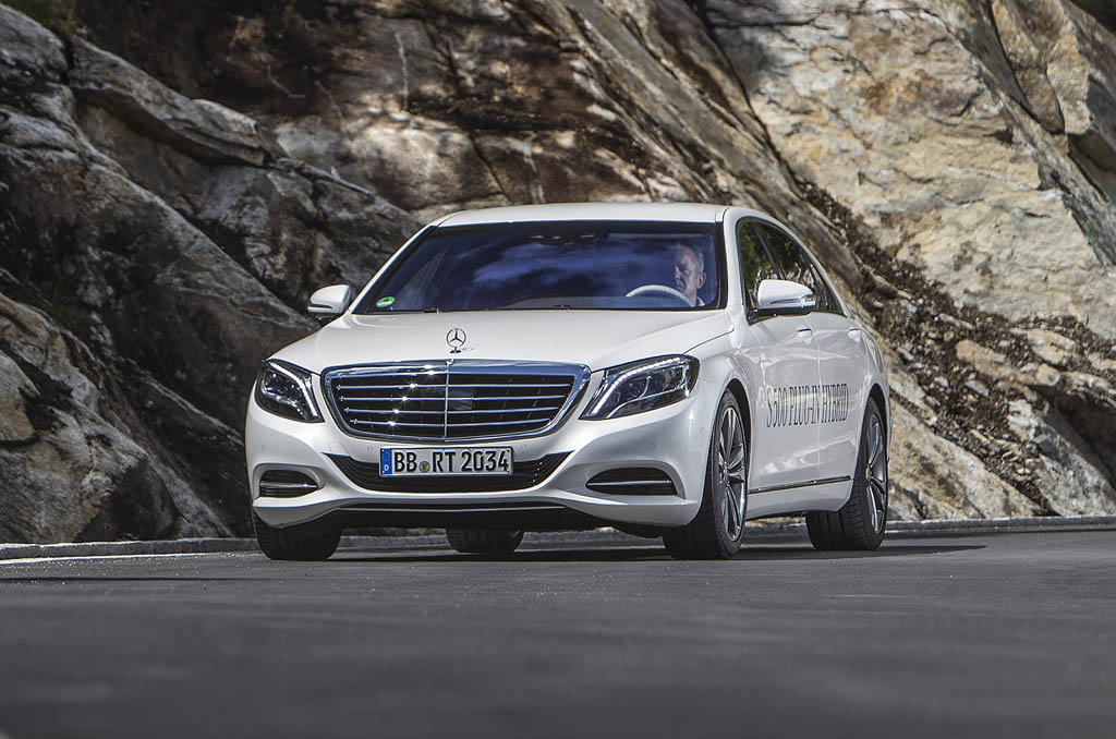 مرسدس بنز S500 هیبریدی جدید در راه بازار + عکس 6 مرسدس بنز S500 هیبریدی