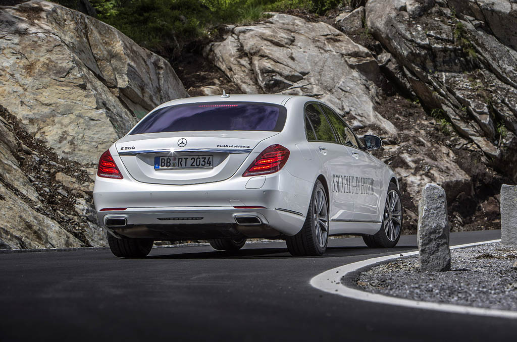 مرسدس بنز S500 هیبریدی جدید در راه بازار + عکس 4 مرسدس بنز S500 هیبریدی