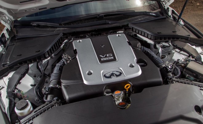 جاده های اروپا زیر چرخ های «اینفینیتی Q50s 2014» + عکس 24 اینفینیتی Q50s 2014