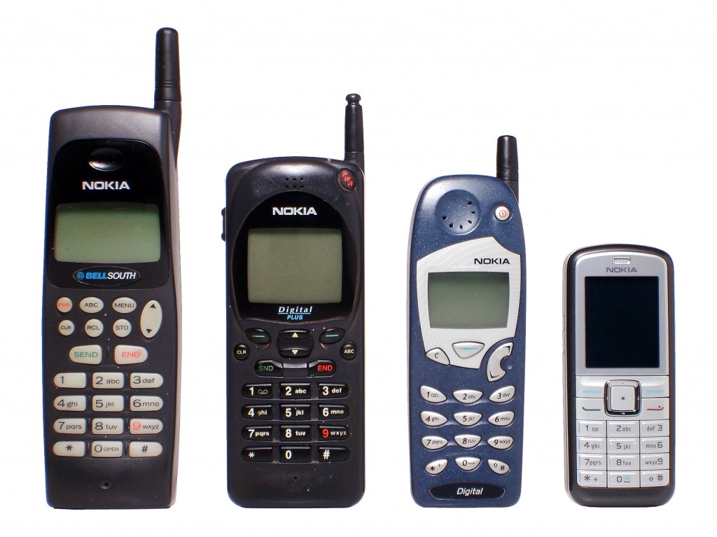 جزئياتي از ظهور و سقوط شركت چند مليتي NOKIA + عكس 3 مدل هايي از گوشي محبوب نوكيا