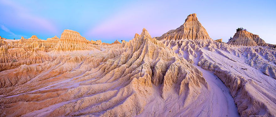 طبيعت زيبا و دست نخورده ي كشور استراليا