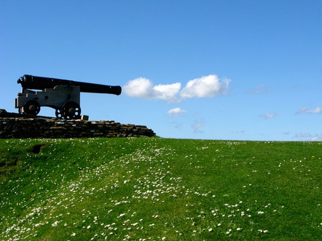 عکاسی خلاقانه و شوخی با ابرهای زیبا و دیدنی