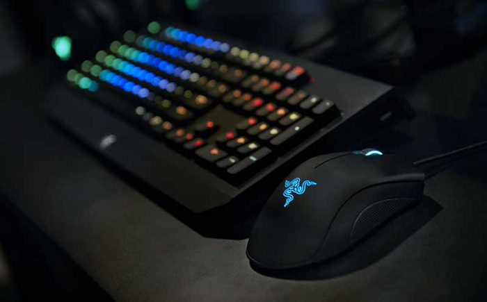 معرفی ۹ ماوس حرفه ای برای بازی های رایانه ای + عکس 16 ماوس Razer DeathAdder Chroma