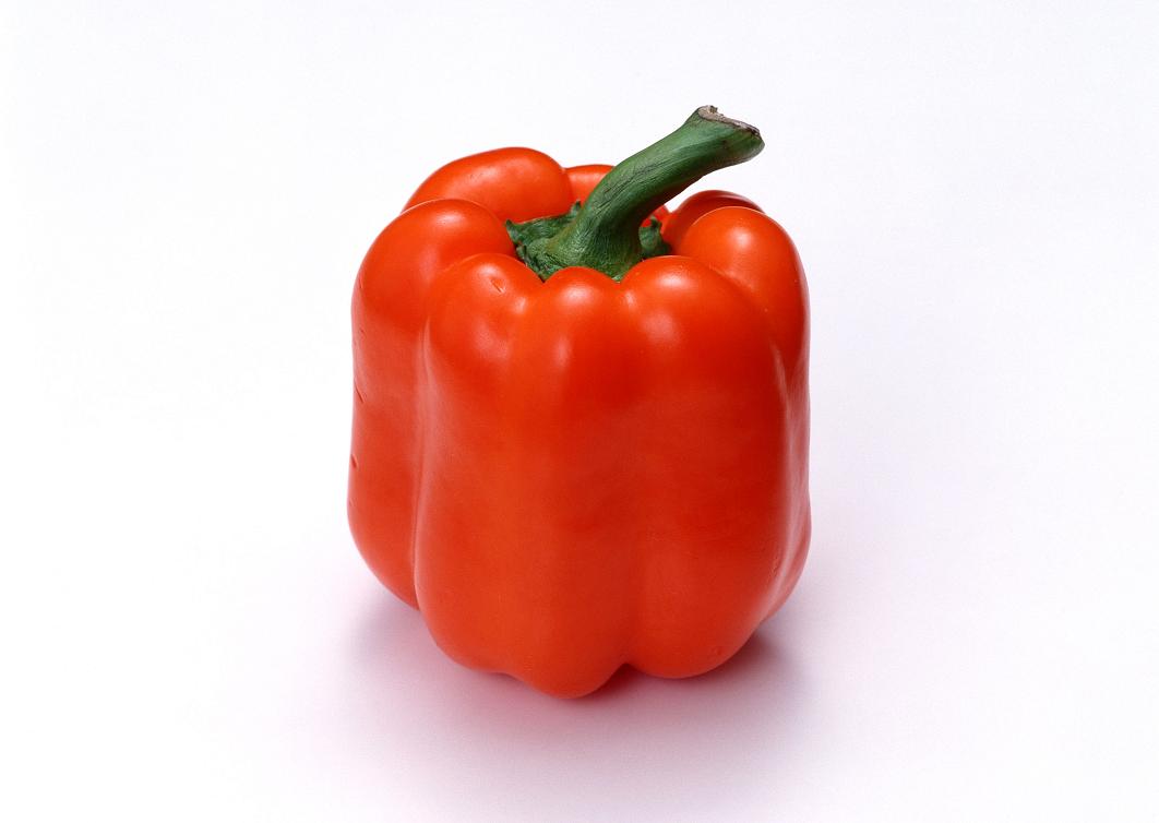خواص و معجزه درمانی 7 ادویه خوش طعم + عکس 6 خواص فلفل