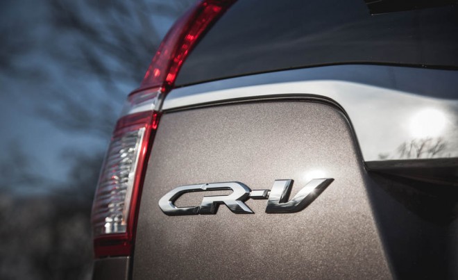 نگاهی به خودرو شاسی هوندا CR-V مدل ۲۰۱۵ + عکس 14 خودرو شاسی هوندا CR-V مدل ۲۰۱۵