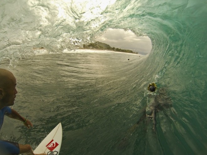 “کلی اسلاتر” معروف به سلطان امواج در حال موج سواری