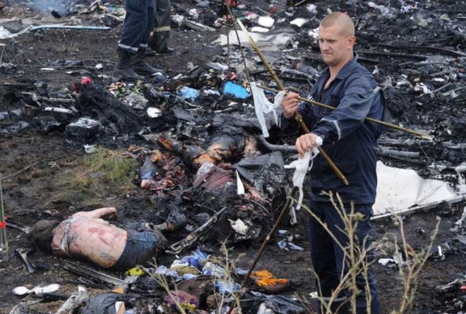 عكس هايي دلخراش از صانحه هوايي اخير در كوه هاي آلپ 18+ 12 1-(23)