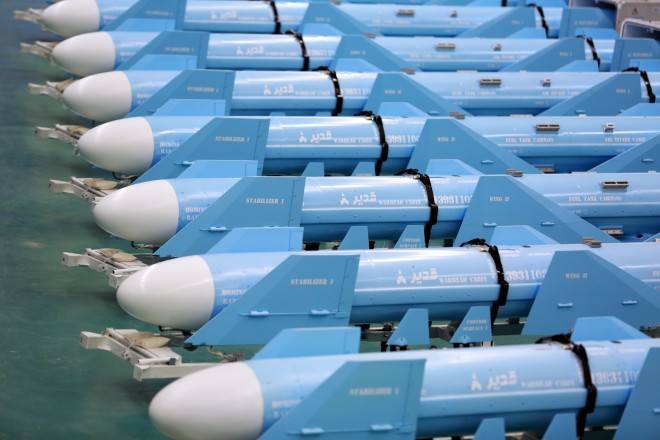 خط تولید موشک کروز قدیر افتتاح شد + عکس 7 201506141206_Small_771A2177