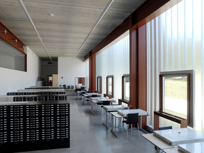 نگاهی به معماری دیدنی دانشکده هنر دانشگاه آیووا آمریکا + عکس 10 IOWAP-0290-W-PROJECT-HORI