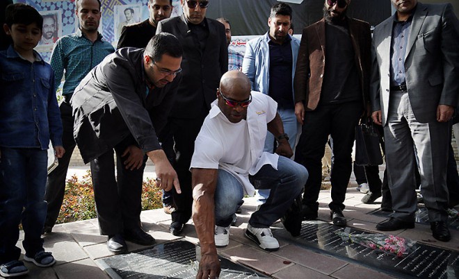 حاشیه های حضور رونی کلمن قهرمان بدنسازی جهان در ایران + عکس 8 455101_543