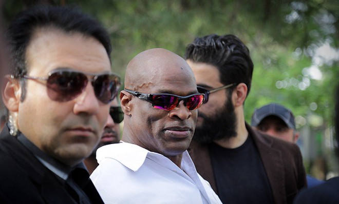 حاشیه های حضور رونی کلمن قهرمان بدنسازی جهان در ایران + عکس 4 IMG09464946