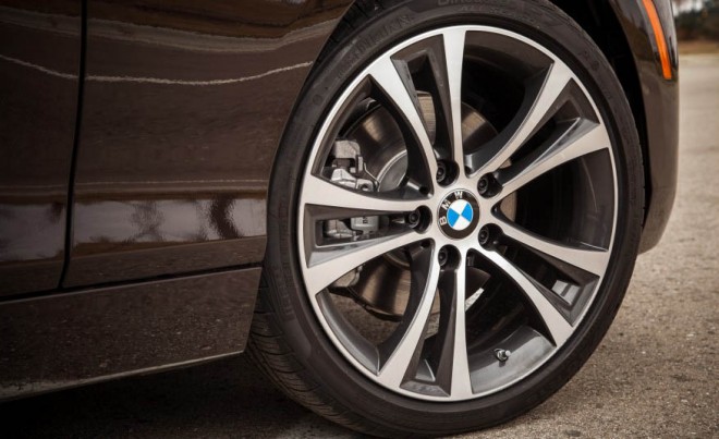 ۲۰۱۵-BMW-228i-xDrive-113