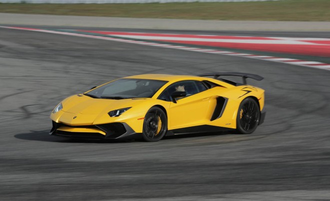 لامبرگینی اونتادور سوپر ولوچه ۲۰۱۶ ،گاوی وحشی و مهار نشدنی + عکس 4 ۲۰۱۶ Lamborghini Aventador LP750-4 SV