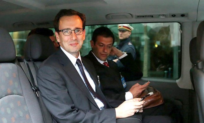 مرد فارسی زبان وزارت خارجه امریکا چگونه جاسوسی می کند + عکس 3 alen-eair