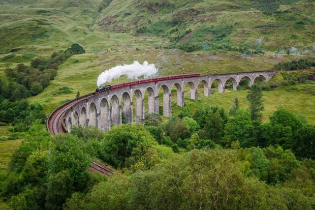 خط آهن مسیر وست های لند، اسکاتلند