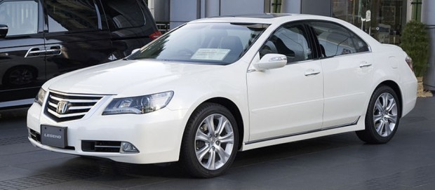 هوندا لجند (Honda Legend) خودرویی است که از سال ۱۹۸۵ تا کنون تولید شده‌است. است.