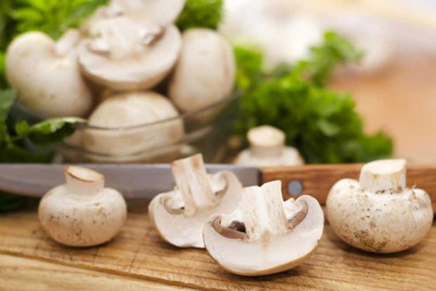 خوردنیهایی که آلرژی را در بهار تشدید میبخشند ؟ 4 خوردنیهایی که آلرژی را در بهار تشدید میبخشد ؟