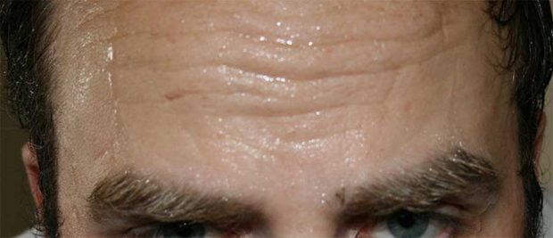 کاهش عرق بدن در گرمای تابستان