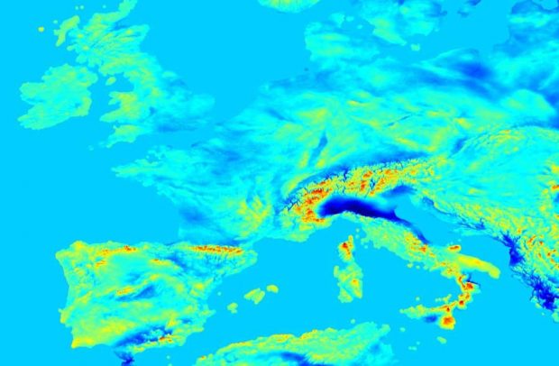 ردیابی نیروی گرانش زمین در نقشه های جدید هوایی ؟ 3 نقشه نیروی گرانش زمین