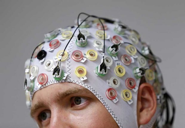 نفوذ به اسرار شخصی افراد با اسکن امواج مغز ! 2 نفوذ به اسرار شخصی با اسکن امواج مغز