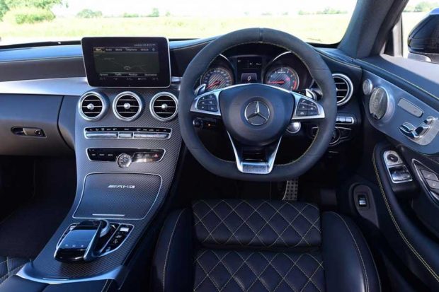 مرسدس کوپه AMG C63 خودرویی لوکس ، اسپرت و خاص برای جوان ها 19 مرسدس کوپه AMG C63