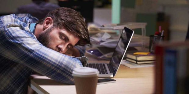 راهکارهایی عملی برای بیدار ماندن