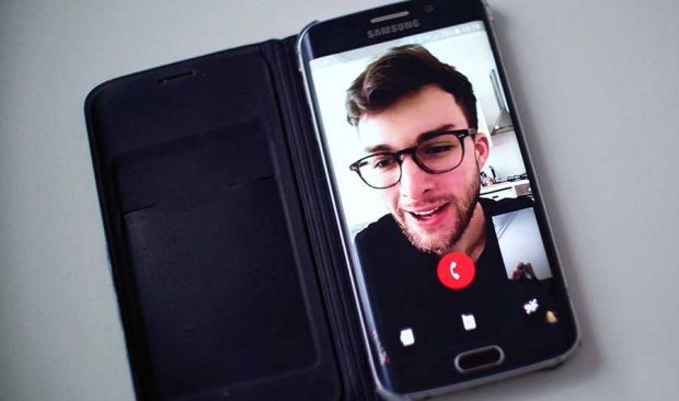 قابلیت مکالمه تصویری به پیام رسان واتساپ اضافه شد + عکس 2 قابیلت مکالمه تصویری به واتساپ اضافه شد