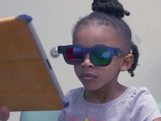 درمان تنبلی چشم با یک بازی های رایانه ای کمپانی اپل ! 2 درمان تنبلی چشم