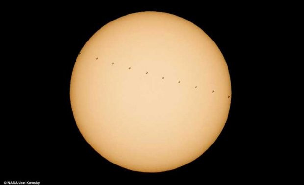 عبور ایستگاه فضایی بین‌المللی