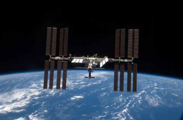 شی بزرگ فضایی