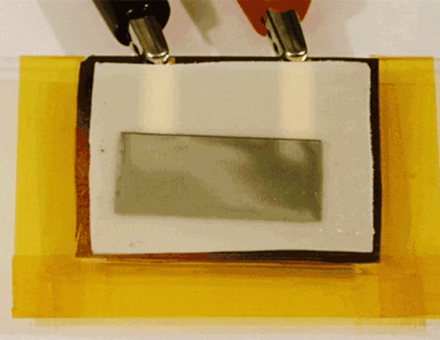 گوشی خود تخریب شونده