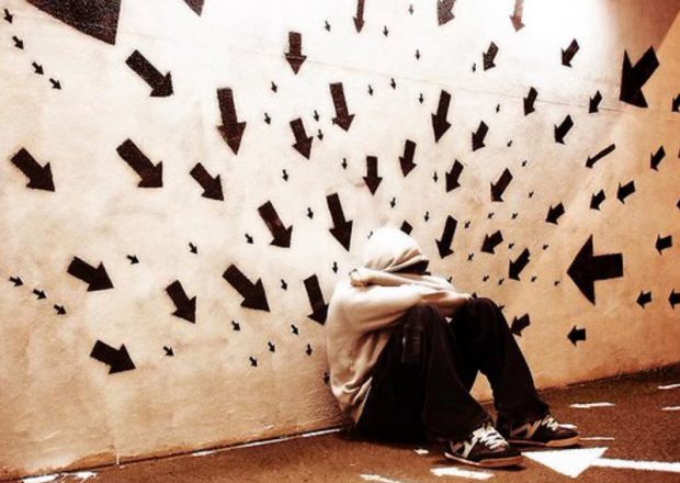 این رفتارهای بد شما را از چشم اطرافیانتان خواهند انداخت 2 رفتارهای بد