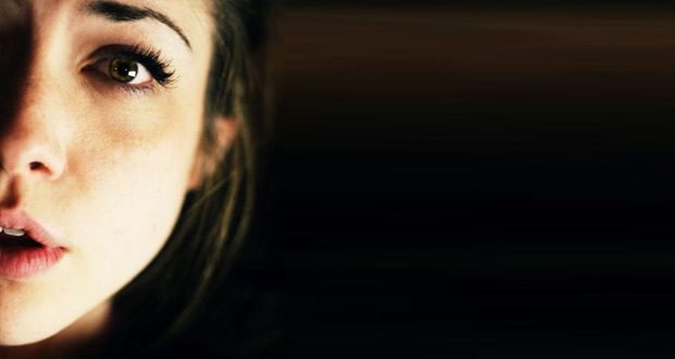 این رفتارهای بد شما را از چشم اطرافیانتان خواهند انداخت 4 رفتارهای بد