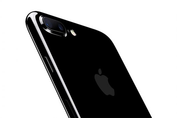 دوربین دوگانه چه مزایایی نسبت به دوربین های معمولی دارد ؟ 5 دوربین دوگانه