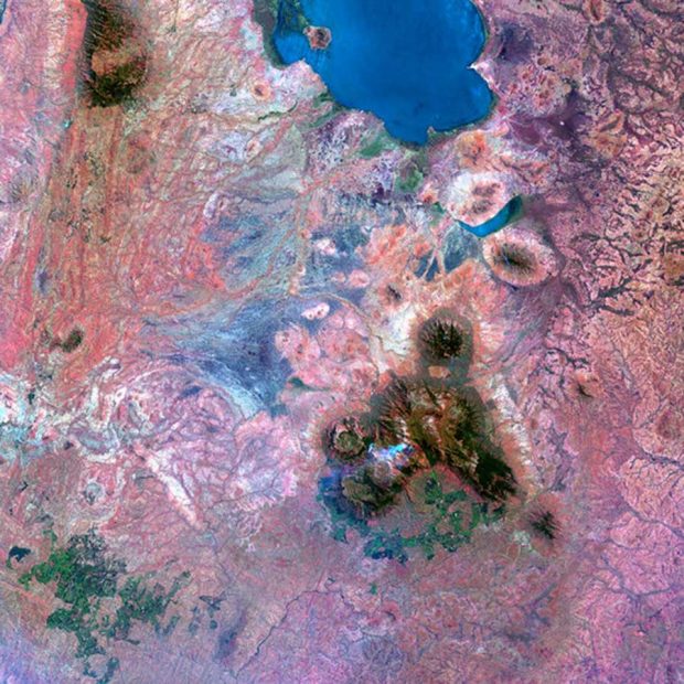 تصاویر زمین از دیدگاه هنری