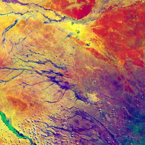 تصاویر زمین از دیدگاه هنری
