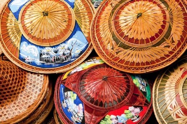 معروف ترین سوغاتی های کشورهای مختلف جهان را بشناسید 19 معروف ترین سوغاتی های کشورهای مختلف