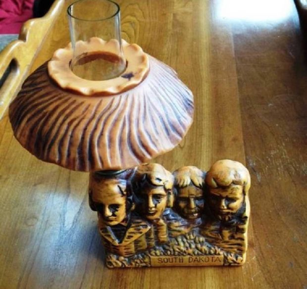 معروف ترین سوغاتی های کشورهای مختلف جهان را بشناسید 6 معروف ترین سوغاتی های کشورهای مختلف