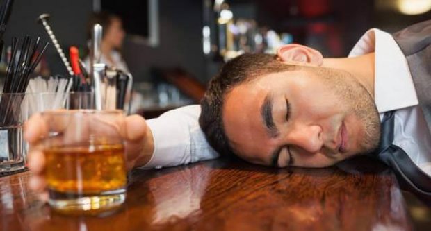 عوارض مصرف الکل و تایید آسیب آن به DNA اثبات شد 2 عوارض مصرف الکل