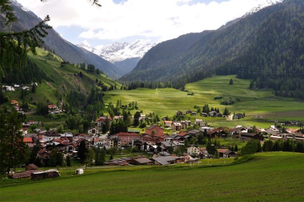 چرا ناسا تصاویر روستای برگان سوئیس را در نقشه های ماهواره ای مات کرده است ؟! 5 روستای برگان سوئیس