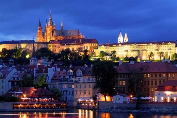 زیباترین قصرهای جهان را تماشا کنید 6 زیباترین قصرهای جهان