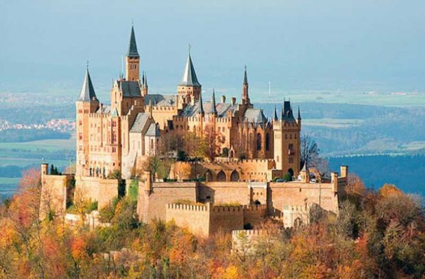 زیباترین قصرهای جهان را تماشا کنید 2 زیباترین قصرهای جهان